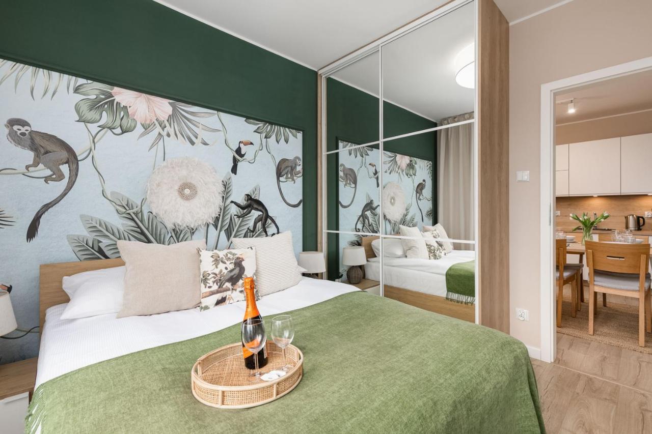Luxurious Apartment Nadmorskie Tarasy Kolobrzeg By Renters Prestige 外观 照片