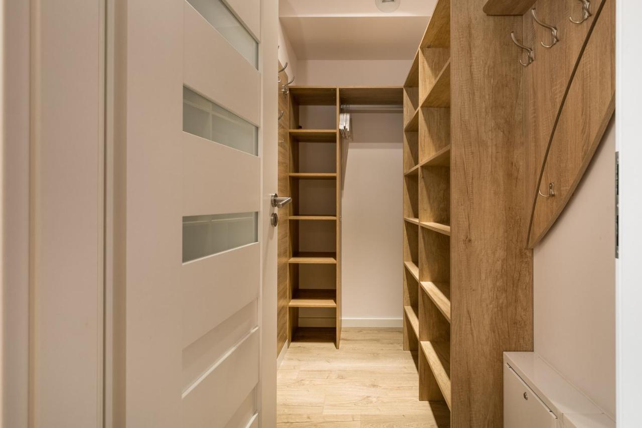 Luxurious Apartment Nadmorskie Tarasy Kolobrzeg By Renters Prestige 外观 照片
