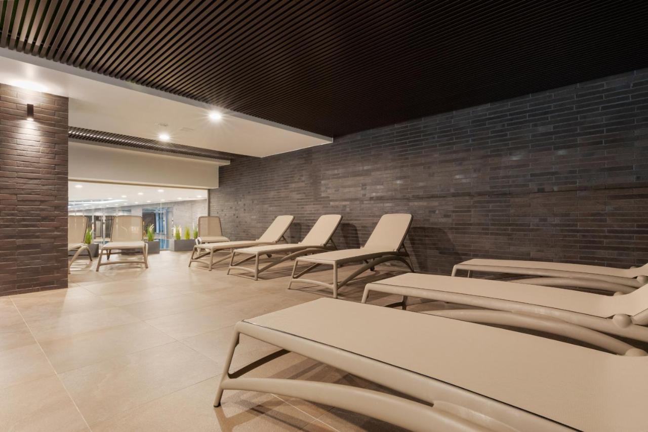 Luxurious Apartment Nadmorskie Tarasy Kolobrzeg By Renters Prestige 外观 照片